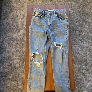 Abercrombie & fitch high rise mom Jean